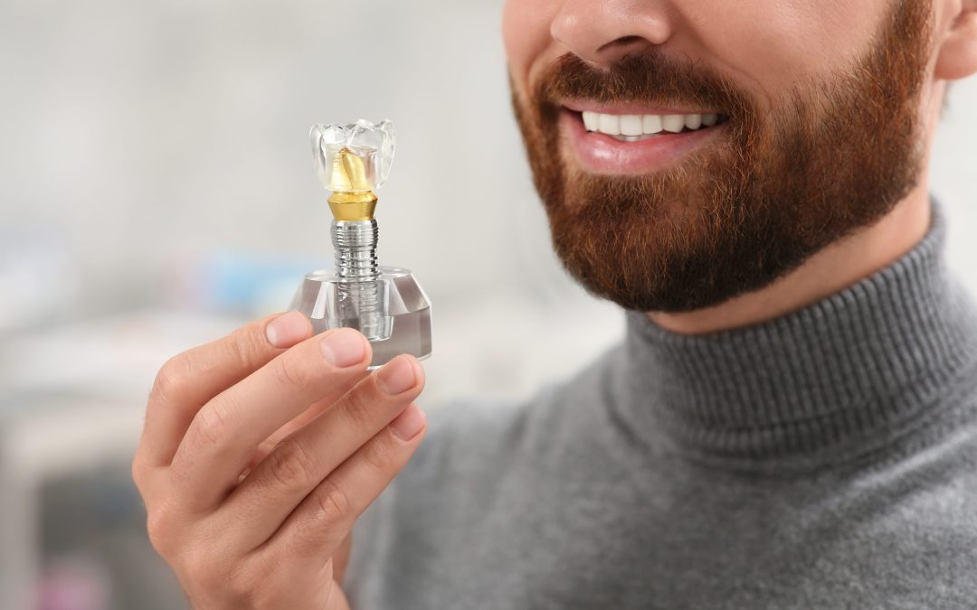 Há idade mínima ou máxima para colocar implantes dentários?